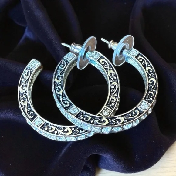 Elegant Black and Gold Tone Rhinestone Hoop Earrings. - Picture 6 of 8